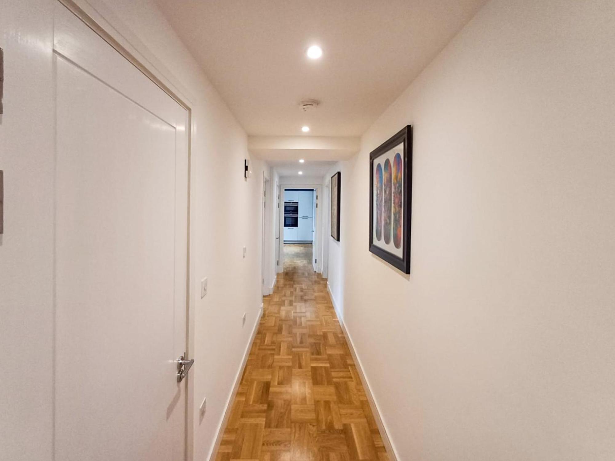 לונדון Modern 2-Bedroom, 2-Bathroom Apartment In West Kensington מראה חיצוני תמונה